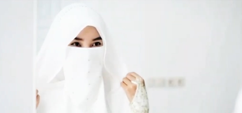 Menjadi Istri Penyejuk Hati Suami