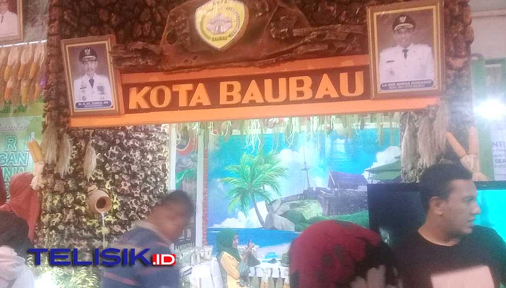 Baubau Pamerkan Tumpeng Khas Olahan Hasil Pertanian
