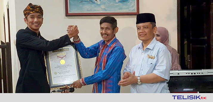 Pekande-Kandea Keliling Benteng Keraton Dapat Rekor MURI