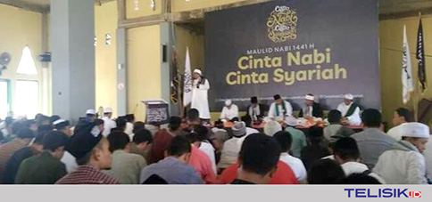 Ratusan Warga Kendari Rayakan Maulid