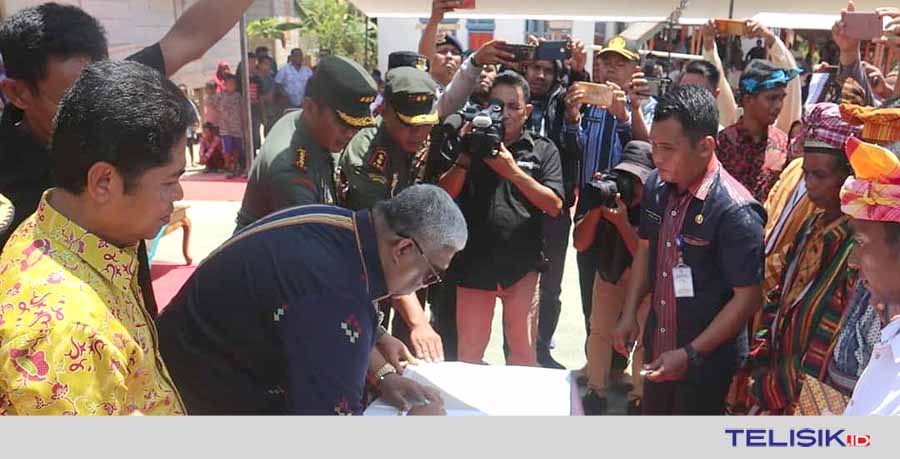 Ali Mazi Jadi Saksi Perdamaian Desa Gunung Jaya dan Sampuabalo