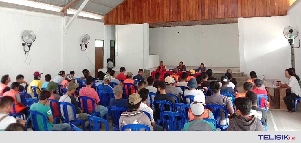 Ratusan Warga Sampolawa Minta Pemda Buka Kembali Aktifitas Tambang