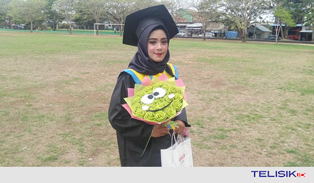 Yohana, Anak Nelayan Lulusan Terbaik Politeknik Baubau