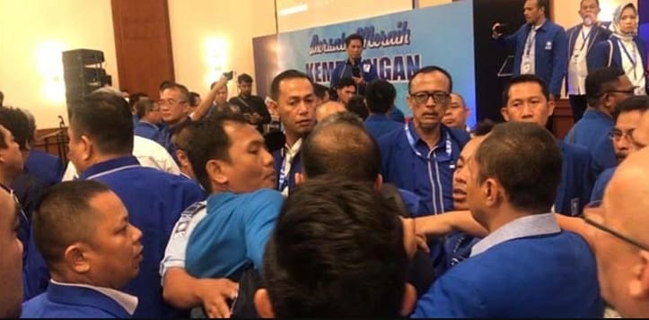 Pertaruhan Dua Nama Besar, Kongres PAN di Sultra