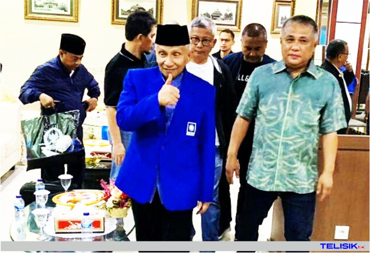 Zulkifli Hasan Kartina Pendukungnya di Makassar
