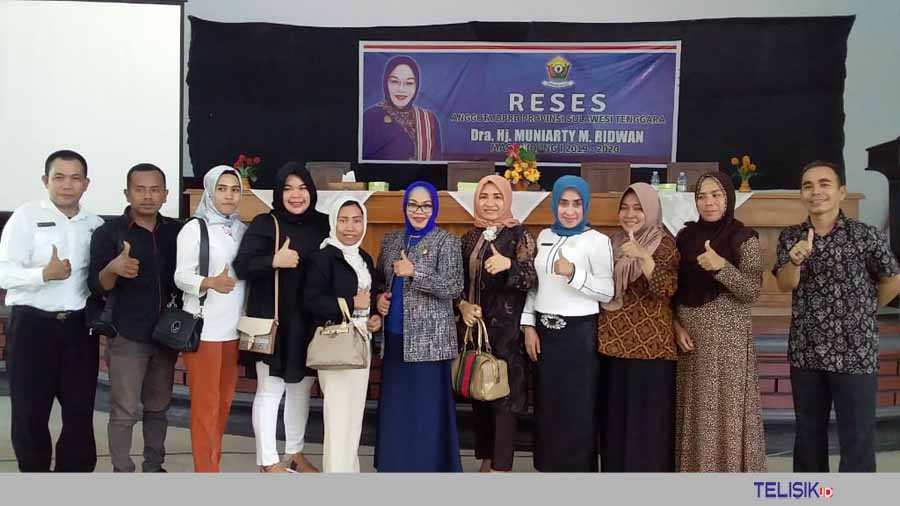 Muniarty M Ridwan Tinjau Perkembangan Pembangunan di Butur