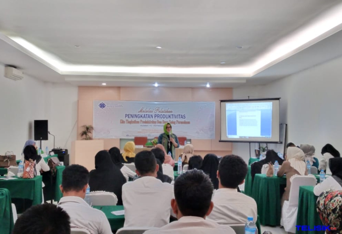 Tingkatkan Produktifitas, Kemenker RI Latih UKM di Kota Kendari