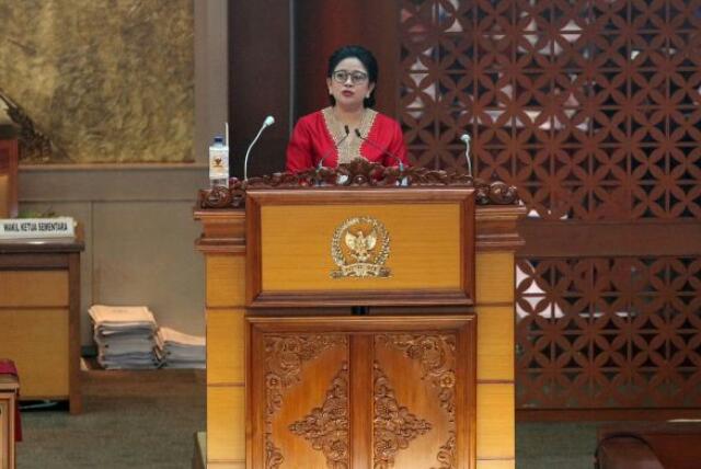 Di Sidang Paripurna, Ketua DPR Sampaikan Belasungkawa ke Imran