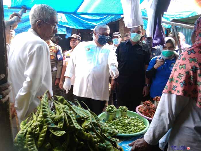 Gubernur Sultra Tinjau Pasar, Stok Pangan Dipastikan Aman
