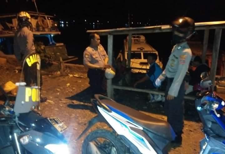 Nongkrong di Atas Jam 10 Malam, Dibubarkan Polisi