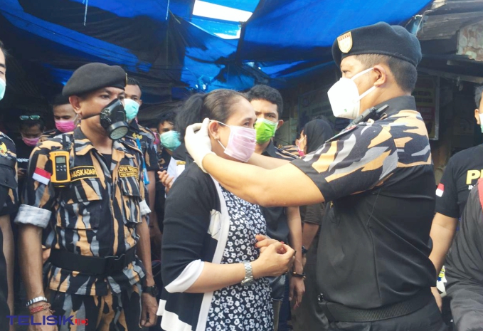 PEKAT Bagikan Seribu Masker untuk Masyarakat Sultra