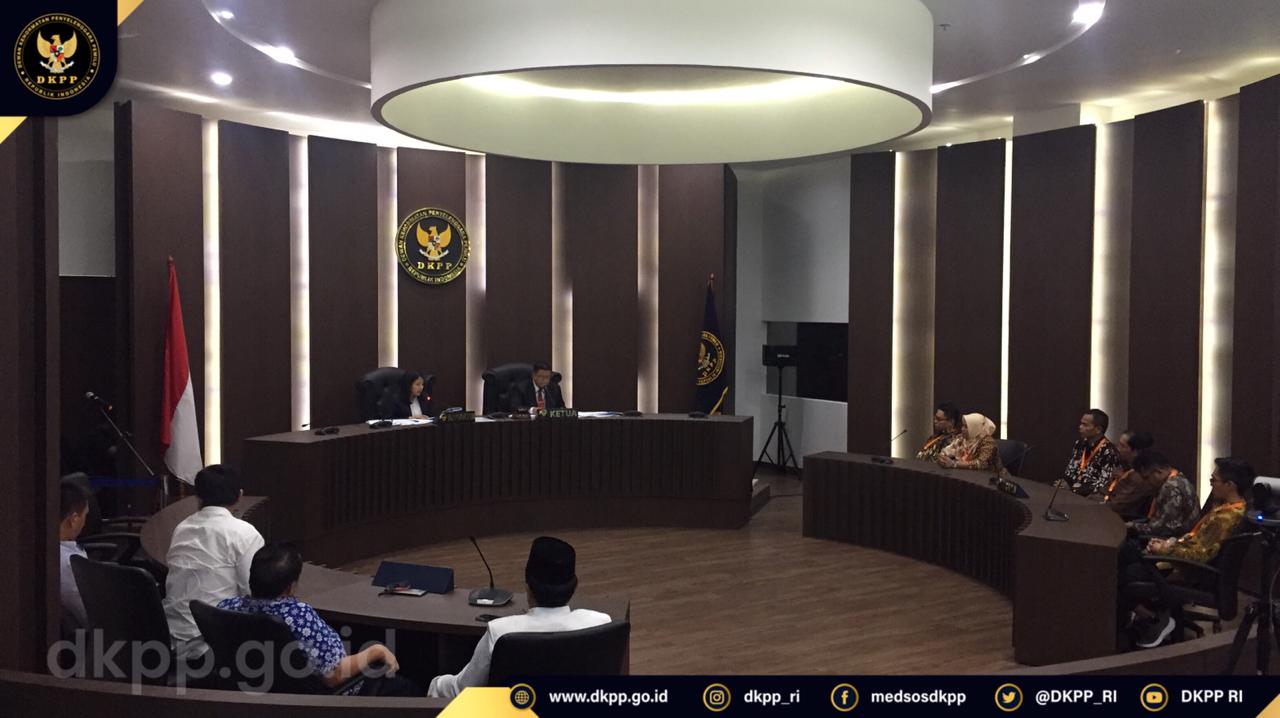 Selingkuh dengan Staf, DKPP Berhentikan Anggota KPU Konawe Utara