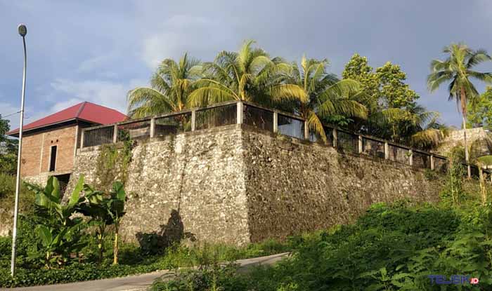 Tak Miliki IMB, Rumah Milik Bupati Busel Disegel