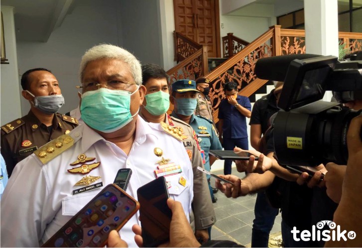 Ali Mazi: Masker N95 Hanya untuk Para Medis, Masyarakat Gunakan Masker Kain