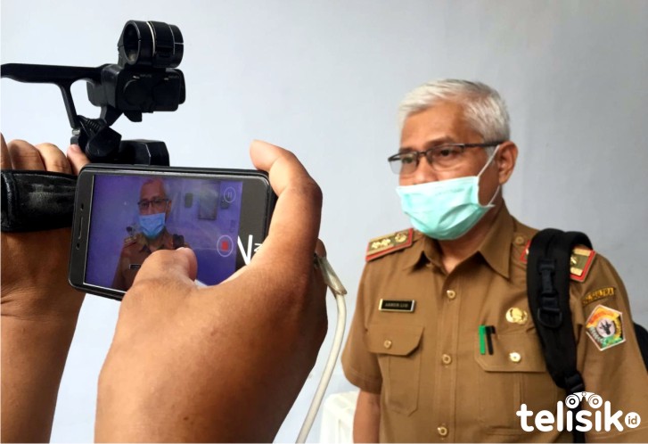 Siswa SMA, SMK, SLB dan Guru Honorer Dapat Bantuan Dikbud Sultra