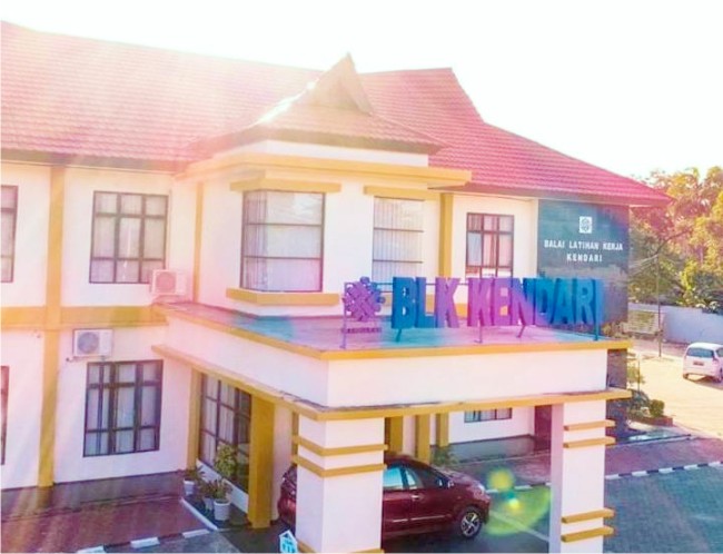 BLK Kendari Beri Ruang Peserta Kartu Pra-Kerja