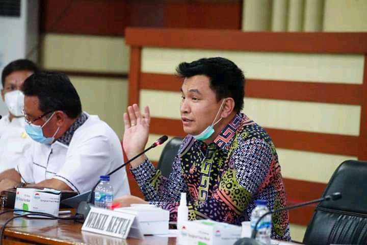 DPRD Sultra Desak Gubernur Teken SK Honorer