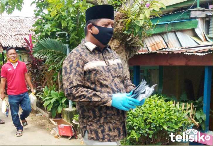Ketua DPRD Kendari Reses Door to Door Berikan Batuan ke Masyarakat
