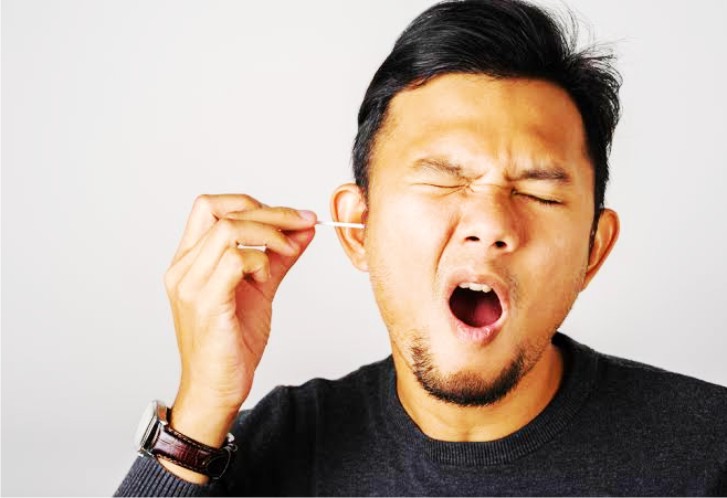 Ternyata Membersihkan Telinga Bisa Batalkan Puasa