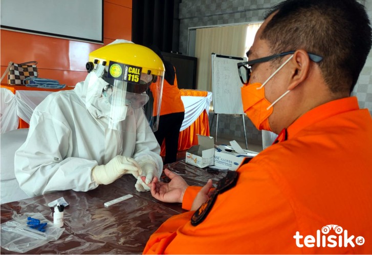 59 Personil Basarnas Kendari Jalani Rapid Test