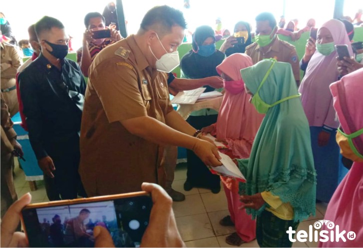 Bupati Muna: Jangan Ributkan Bansos