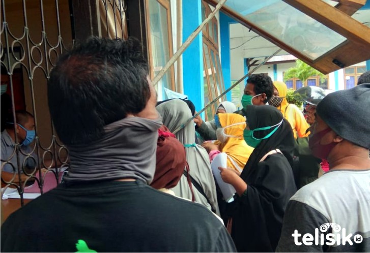 Pihak Kelurahan Diduga Mainkan Data Bansos, Warga Talia Datangi Dinsos