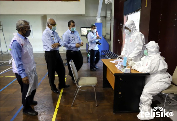 1.422 Pengunjung Indogrosir Dirapid Diagnostic Test