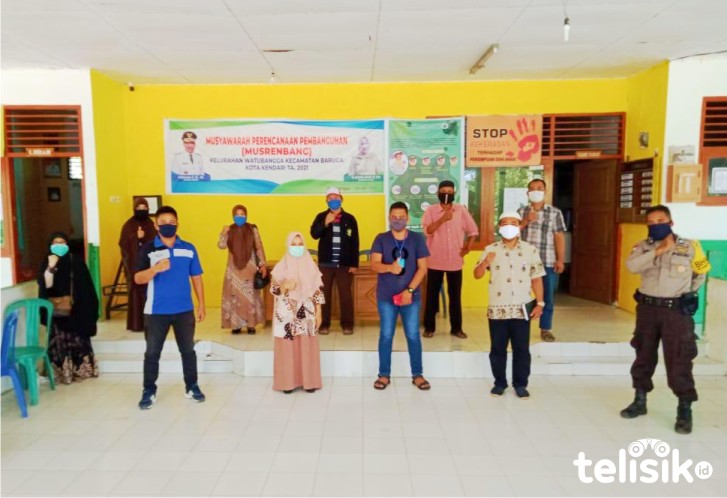 Warga Siap Sambut Pasien Sembuh COVID-19 dengan Bunga