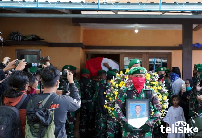 Kapten CPN Fredy Vebriyarto Nugroho Korban Kecelakaan Hely M-17 Dimakamkan di Sleman