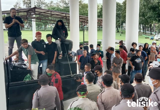 Mahasiswa dan Warga Konawe Gelar Demonstrasi, Tolak 500 TKA China