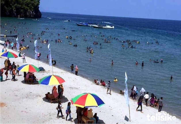 Pantai Taipa dan Segala Keindahannya