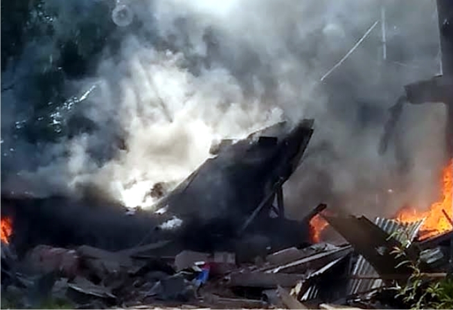 Pesawat TNI AU Jatuh di Atas Rumah Warga, Begini Kronologisnya