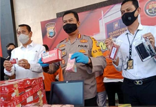 Puluhan Ribu Kartu Prabayar Bodong Diamankan Polrestabes Makassar