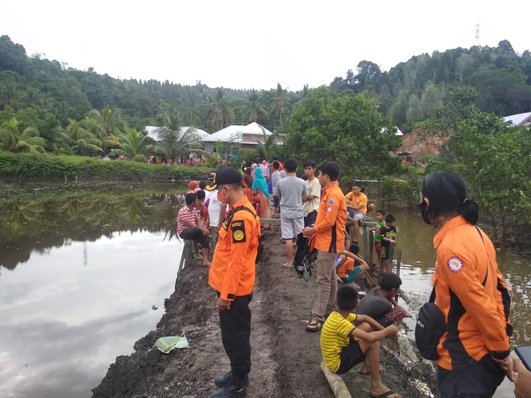 Seorang Anak Dilaporkan Hilang, Diduga Tenggelam di Empang
