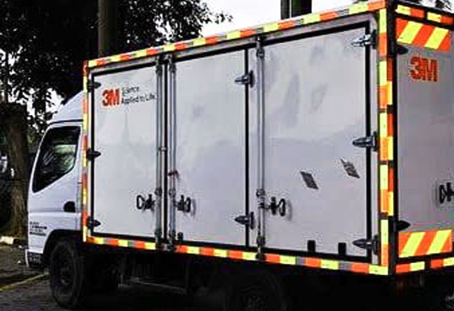 Ada Pungli Pemasangan Stiker Alat Pemantul Cahaya di Dishub Kendari?