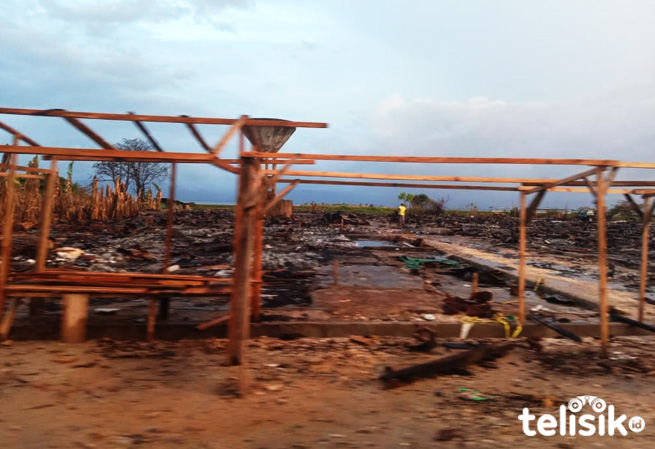 Tempati Kios, Pedagang Terima Bantuan Rp 5 Juta