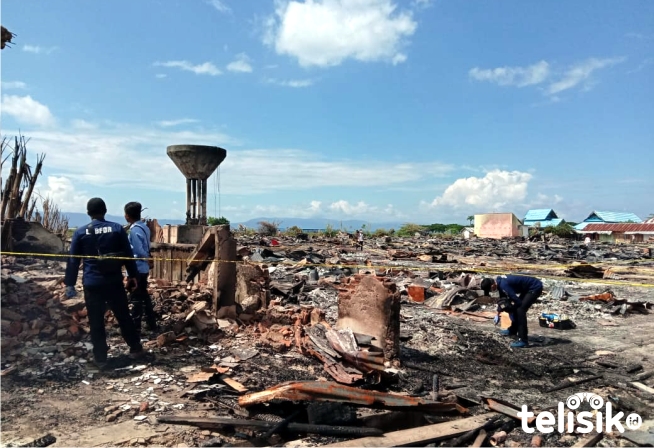 Tim Labfor Makassar Mulai Olah TKP di Pasar Laino