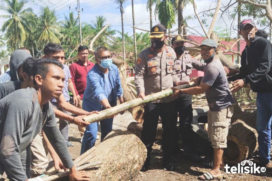 Blokade Jalan Provinsi di Muna Dibuka