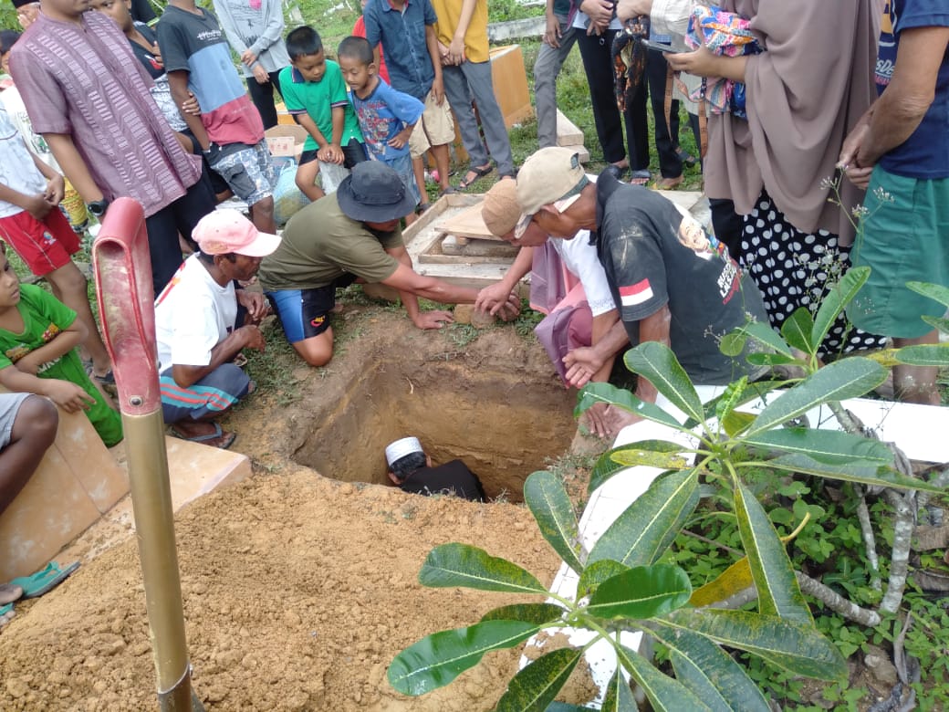 Demonstran Bentrok dengan Aparat Kepolisian, Bayi Meninggal Dunia di Jalan