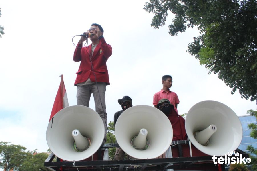 Dinilai Gagal, Pendemo Minta Menag Tinjau Kinerja Fesal Musaad