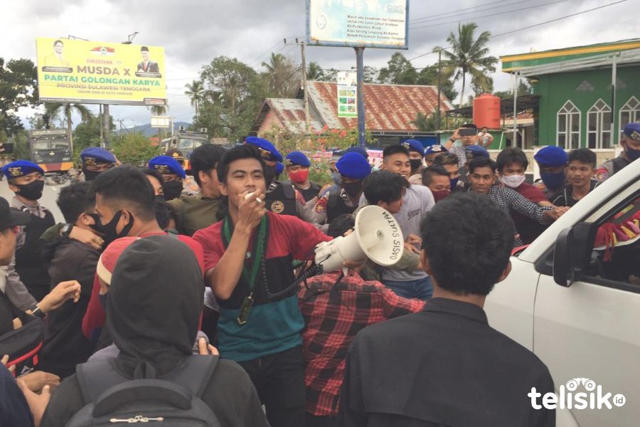 Dua Unit Water Cannon Dikerahkan Kawal Unjuk Rasa Tolak TKA
