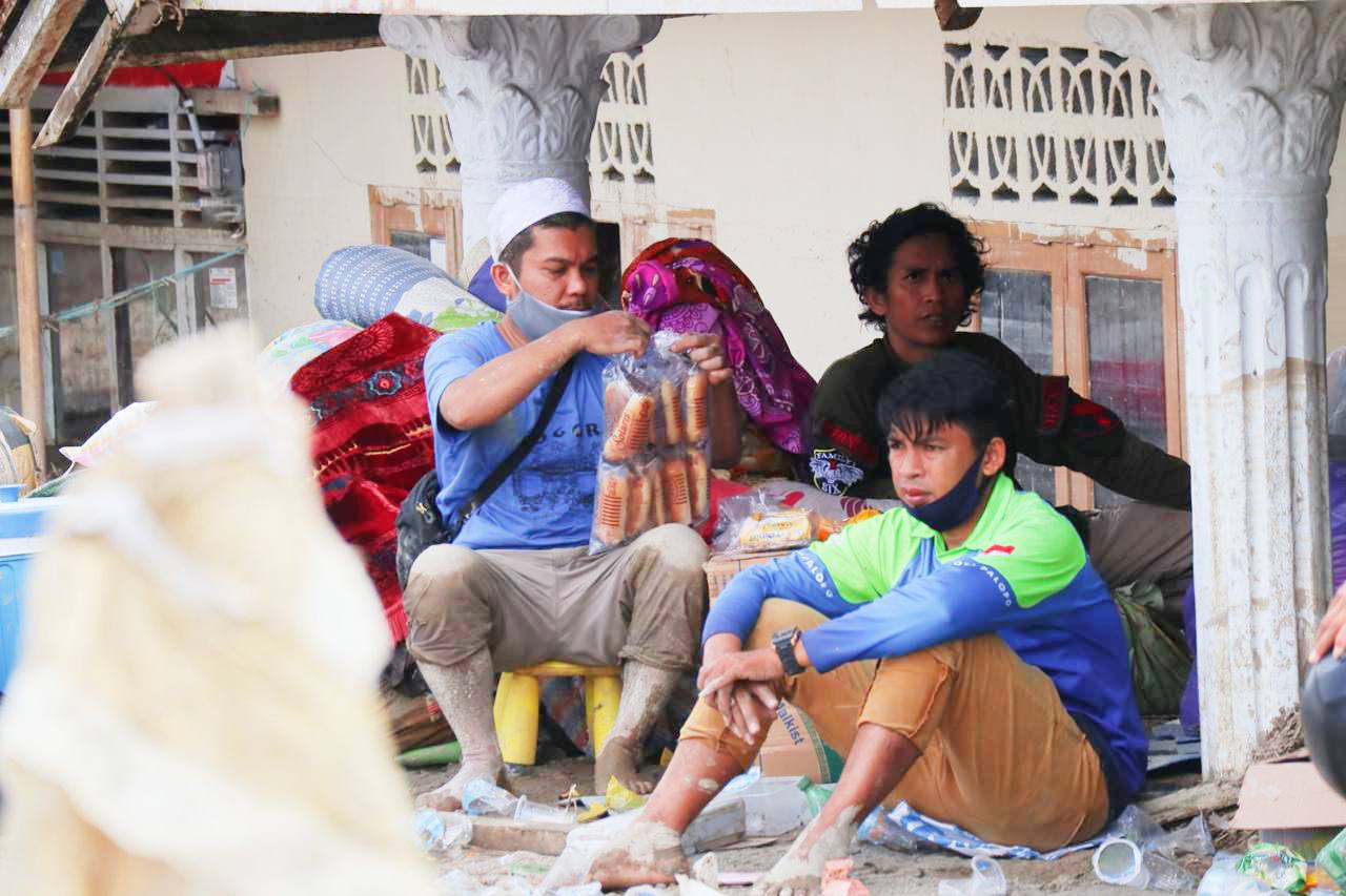 Korban Banjir Bandang Luwu Utara Tersebar di 78 Titik Pengungsian, Butuh Pasokan Air Bersih