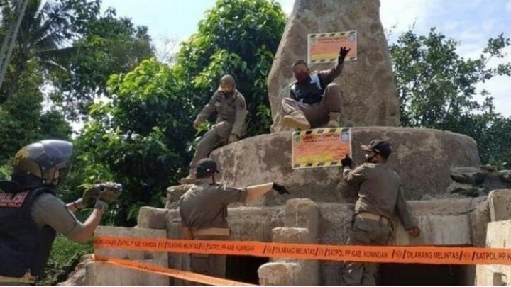 Makam Tetua Adat Sunda Wiwitan Disegel, Petisi Online Tuntut Bupati Kuningan