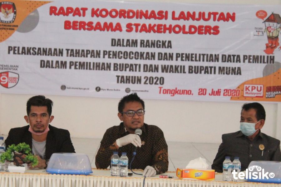 Meski Ditolak, KPU Muna Tetap Lakukan Pencoklitan dengan Pengawalan Polisi