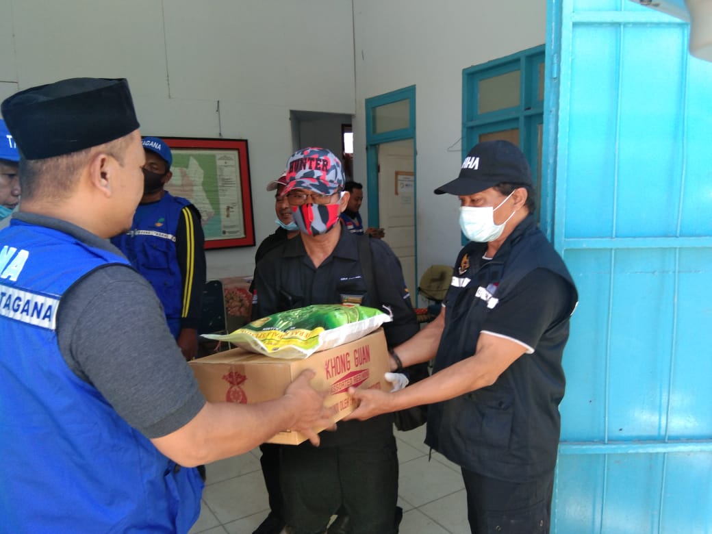 Peduli Masamba, Kemensos Loka Meohai Kendari Salurkan Bantuan