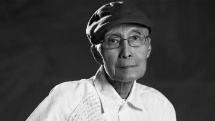 Penyair Indonesia Sapardi Djoko Damono Meninggal Dunia