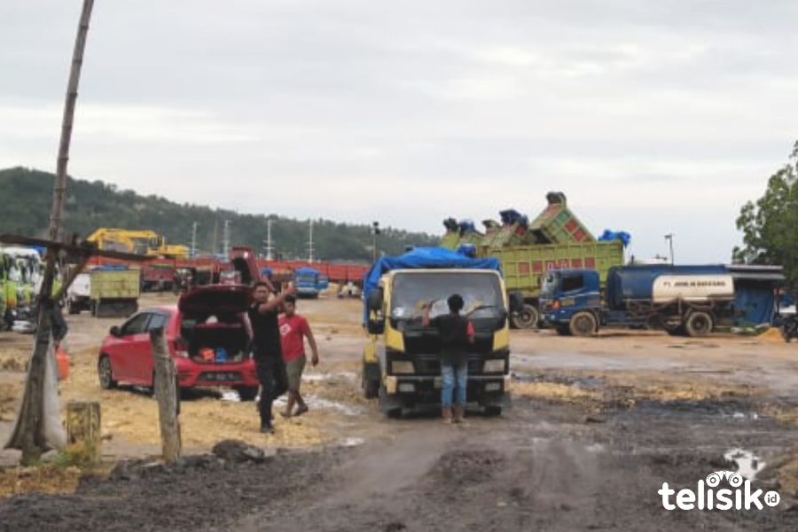 PT Jhonlin Disurati Untuk Bertanggungjawab Atas kerusakan Jalan