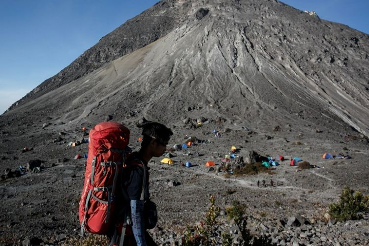 Sempat Hilang, Pendaki Ditemukan Setengah Telanjang di Gunung Guntur Jadi Misteri