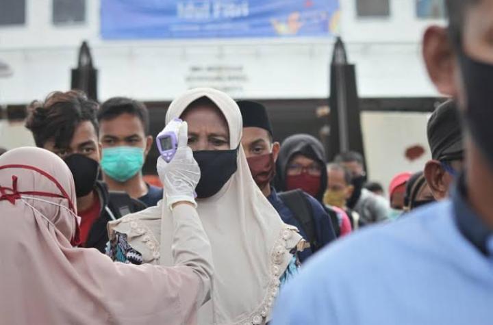 Tak Gunakan Masker, Calon Penumpang Kapal Malam Tak Diberi Tiket