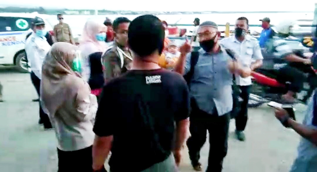 Tak Mau Cek Kesehatan, Sekda Konkep Marahi Petugas di Pelabuhan